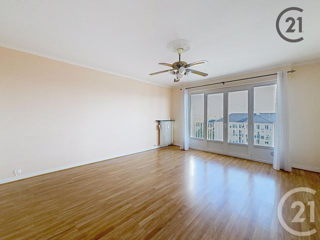 Appartement T2 &agrave; louer - 2 pi&egrave;ces - 61,70 m2 - Troyes - 10 - CHAMPAGNE-ARDENNE