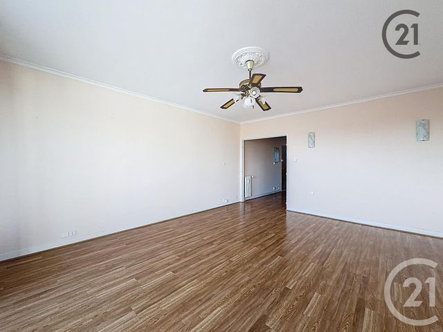 Appartement T2 &agrave; louer - 2 pi&egrave;ces - 61,70 m2 - Troyes - 10 - CHAMPAGNE-ARDENNE