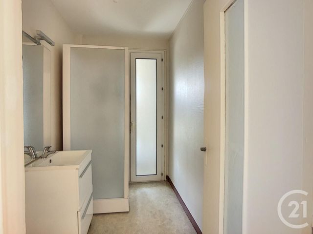 Appartement F2 &agrave; louer - 2 pi&egrave;ces - 43,90 m2 - Troyes - 10 - CHAMPAGNE-ARDENNE