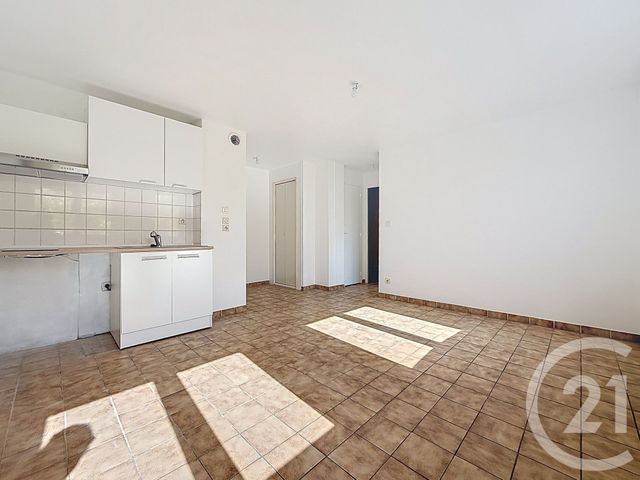 Appartement F2 &agrave; louer - 2 pi&egrave;ces - 32,40 m2 - Troyes - 10 - CHAMPAGNE-ARDENNE