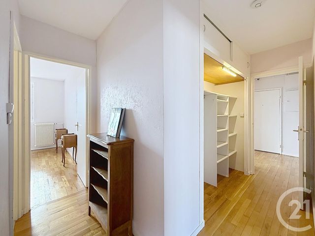 Appartement &agrave; vendre - 5 pi&egrave;ces - 91 m2 - St Andre Les Vergers - 10 - CHAMPAGNE-ARDENNE