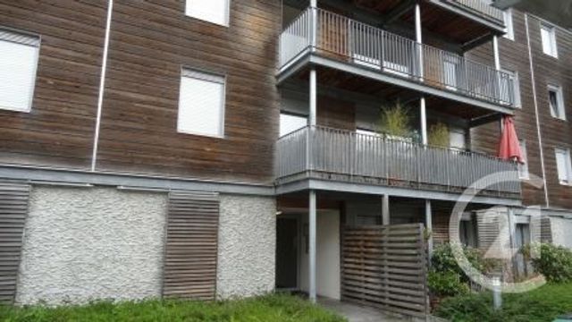 Appartement F3 &agrave; louer - 3 pi&egrave;ces - 62,30 m2 - Ste Savine - 10 - CHAMPAGNE-ARDENNE