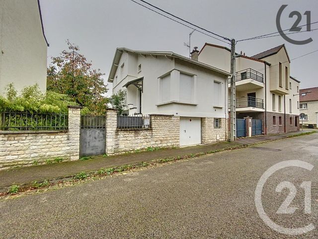 Maison &agrave; louer - 5 pi&egrave;ces - 115 m2 - Troyes - 10 - CHAMPAGNE-ARDENNE