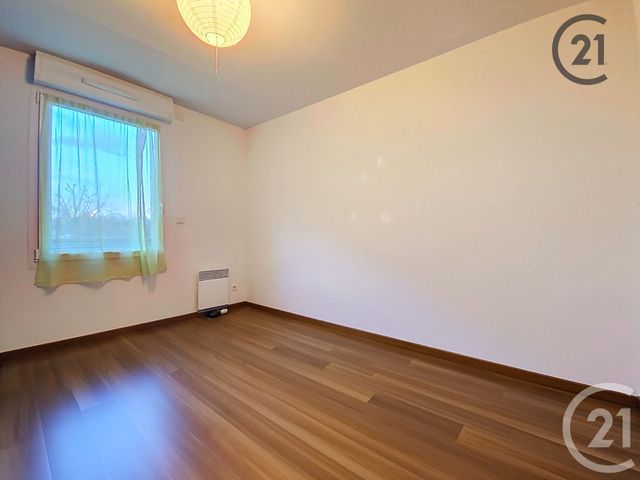 Appartement T3 &agrave; vendre - 3 pi&egrave;ces - 63 m2 - St Julien Les Villas - 10 - CHAMPAGNE-ARDENNE