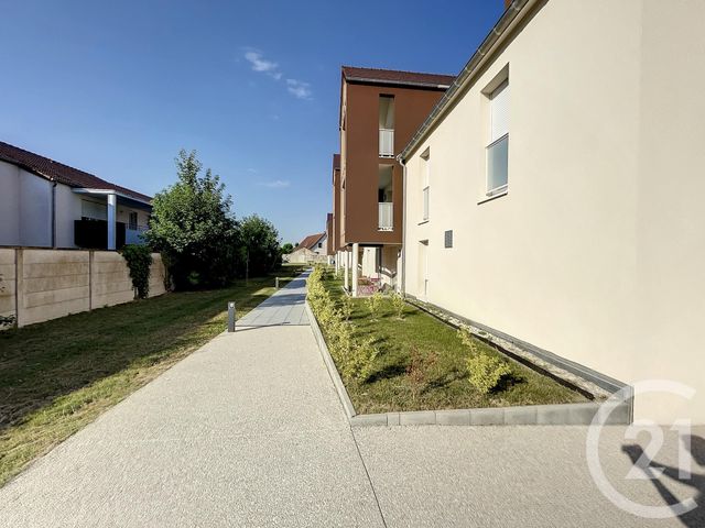 Appartement F2 &agrave; louer - 2 pi&egrave;ces - 42,60 m2 - La Chapelle St Luc - 10 - CHAMPAGNE-ARDENNE