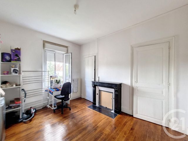 Appartement F2 &agrave; louer - 2 pi&egrave;ces - 49 m2 - La Chapelle St Luc - 10 - CHAMPAGNE-ARDENNE