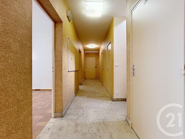 Maison &agrave; louer - 10 pi&egrave;ces - 400 m2 - Troyes - 10 - CHAMPAGNE-ARDENNE