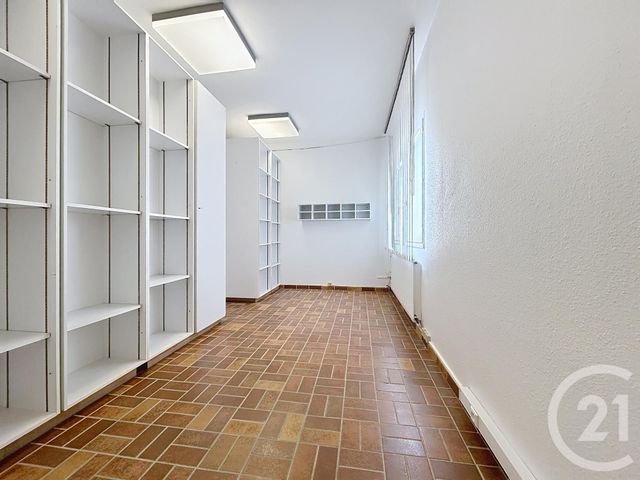 Maison &agrave; louer - 10 pi&egrave;ces - 400 m2 - Troyes - 10 - CHAMPAGNE-ARDENNE