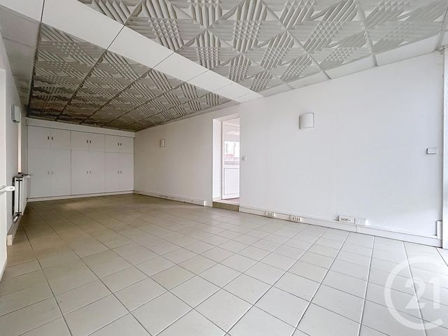 Maison &agrave; louer - 10 pi&egrave;ces - 400 m2 - Troyes - 10 - CHAMPAGNE-ARDENNE