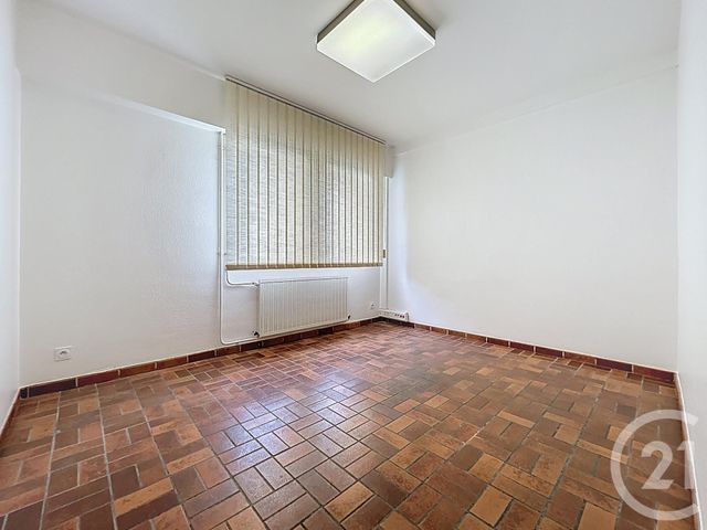 Maison &agrave; louer - 10 pi&egrave;ces - 400 m2 - Troyes - 10 - CHAMPAGNE-ARDENNE