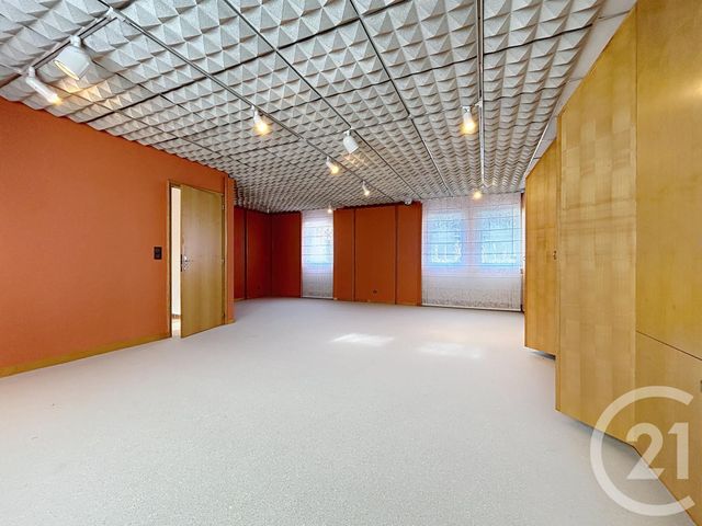 Maison &agrave; louer - 10 pi&egrave;ces - 400 m2 - Troyes - 10 - CHAMPAGNE-ARDENNE