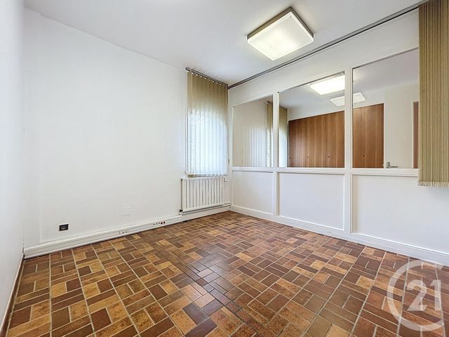 Maison &agrave; louer - 10 pi&egrave;ces - 400 m2 - Troyes - 10 - CHAMPAGNE-ARDENNE