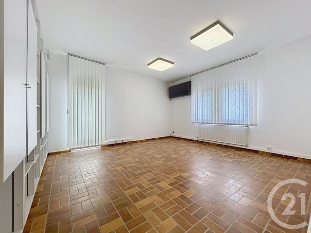 Maison &agrave; louer - 10 pi&egrave;ces - 400 m2 - Troyes - 10 - CHAMPAGNE-ARDENNE