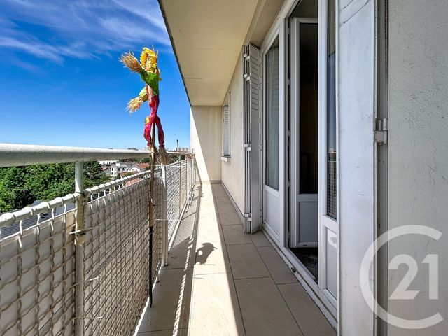 Appartement F3 &agrave; louer - 3 pi&egrave;ces - 65 m2 - St Andre Les Vergers - 10 - CHAMPAGNE-ARDENNE