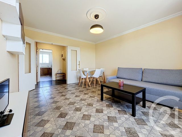 Appartement F3 &agrave; louer - 3 pi&egrave;ces - 65 m2 - St Andre Les Vergers - 10 - CHAMPAGNE-ARDENNE