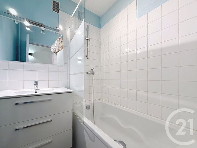 Appartement F3 &agrave; louer - 3 pi&egrave;ces - 69 m2 - Troyes - 10 - CHAMPAGNE-ARDENNE