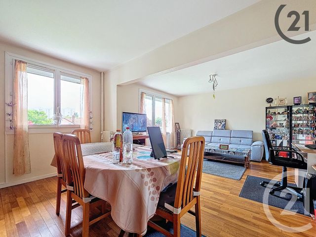 Appartement F4 &agrave; vendre - 4 pi&egrave;ces - 73,43 m2 - St Andre Les Vergers - 10 - CHAMPAGNE-ARDENNE