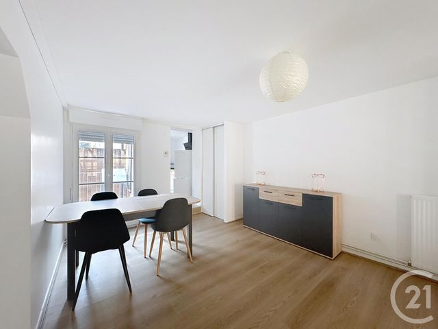 Appartement T4 &agrave; louer - 3 pi&egrave;ces - 73,60 m2 - Troyes - 10 - CHAMPAGNE-ARDENNE