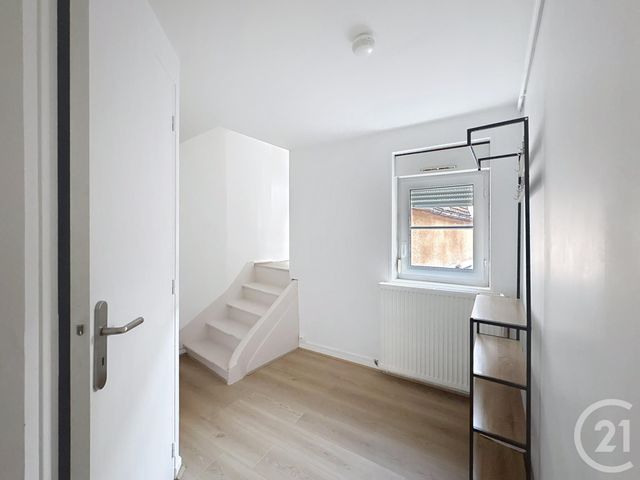 Appartement T4 &agrave; louer - 3 pi&egrave;ces - 73,60 m2 - Troyes - 10 - CHAMPAGNE-ARDENNE