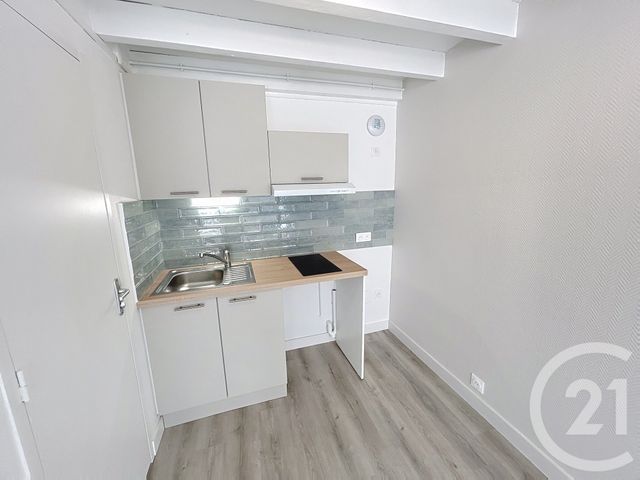 Appartement Duplex &agrave; louer - 2 pi&egrave;ces - 26,75 m2 - Troyes - 10 - CHAMPAGNE-ARDENNE