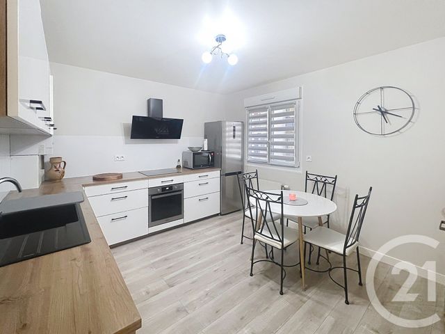 Appartement T4 &agrave; vendre - 4 pi&egrave;ces - 94,35 m2 - St Andre Les Vergers - 10 - CHAMPAGNE-ARDENNE