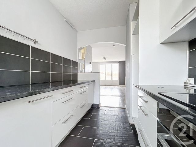 Appartement F3 &agrave; vendre - 3 pi&egrave;ces - 62,30 m2 - St Andre Les Vergers - 10 - CHAMPAGNE-ARDENNE