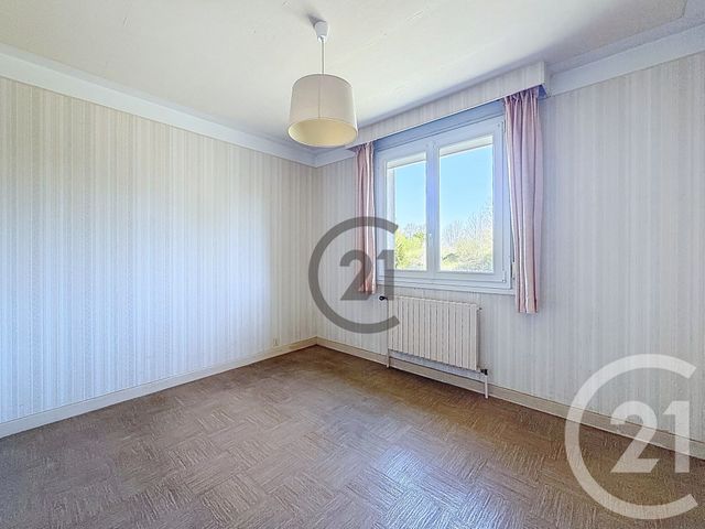 Maison &agrave; vendre - 5 pi&egrave;ces - 106 m2 - St Julien Les Villas - 10 - CHAMPAGNE-ARDENNE