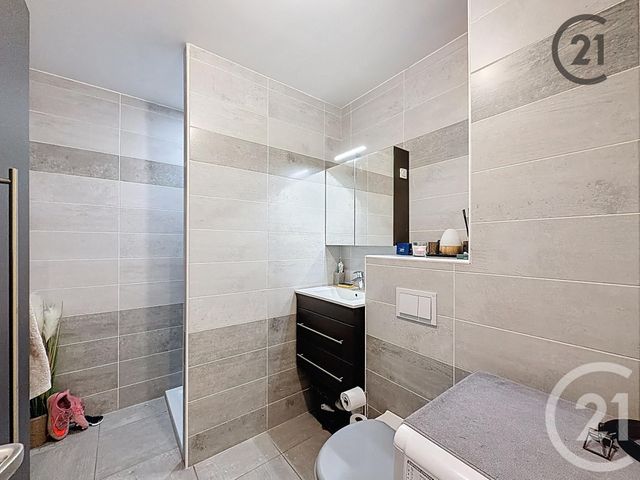 Appartement &agrave; louer - 2 pi&egrave;ces - 43,11 m2 - Troyes - 10 - CHAMPAGNE-ARDENNE