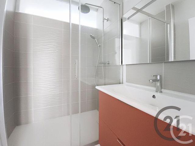 Appartement F4 &agrave; louer - 4 pi&egrave;ces - 72,10 m2 - Troyes - 10 - CHAMPAGNE-ARDENNE