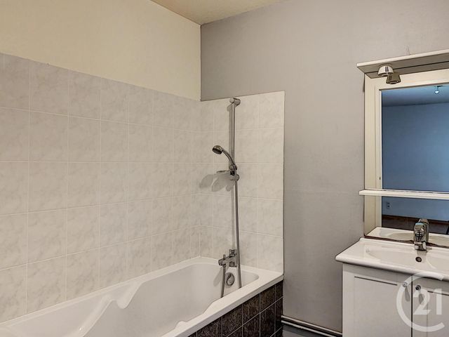 Appartement F3 &agrave; louer - 3 pi&egrave;ces - 53,20 m2 - Troyes - 10 - CHAMPAGNE-ARDENNE