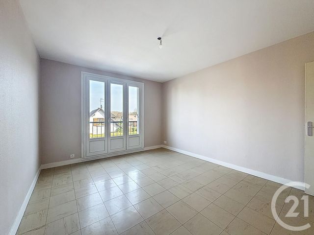 Appartement &agrave; vendre - 2 pi&egrave;ces - 44,70 m2 - St Julien Les Villas - 10 - CHAMPAGNE-ARDENNE