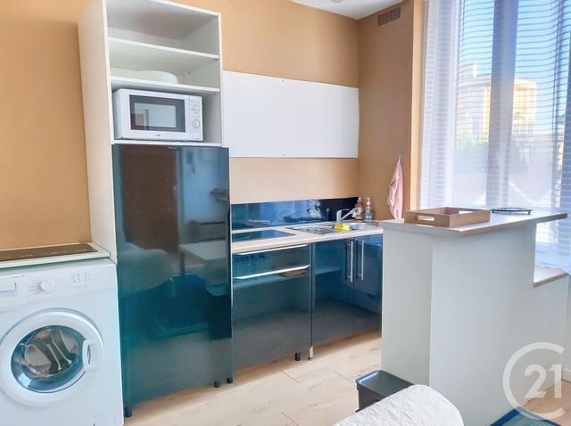 Appartement F2 &agrave; louer - 2 pi&egrave;ces - 30,10 m2 - Ste Savine - 10 - CHAMPAGNE-ARDENNE