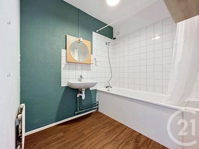 Appartement F4 &agrave; louer - 4 pi&egrave;ces - 80 m2 - St Andre Les Vergers - 10 - CHAMPAGNE-ARDENNE