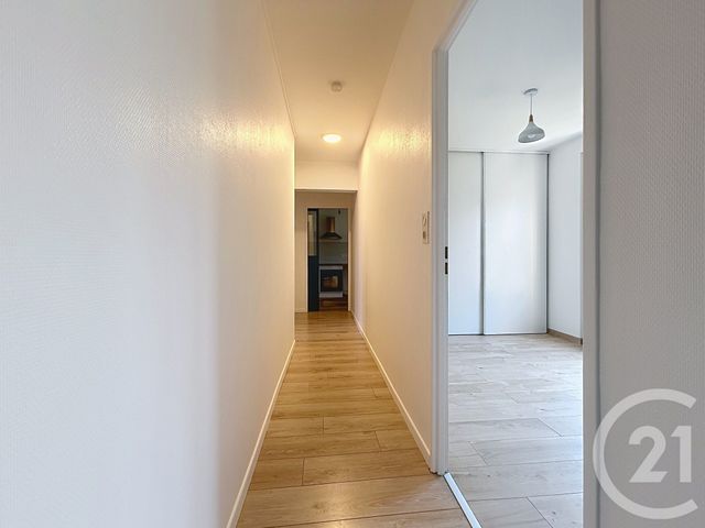 Appartement F4 &agrave; louer - 4 pi&egrave;ces - 80 m2 - St Andre Les Vergers - 10 - CHAMPAGNE-ARDENNE