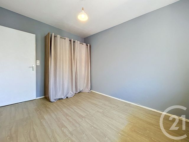 Appartement F4 &agrave; louer - 4 pi&egrave;ces - 80 m2 - St Andre Les Vergers - 10 - CHAMPAGNE-ARDENNE