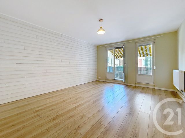 Appartement F4 &agrave; louer - 4 pi&egrave;ces - 80 m2 - St Andre Les Vergers - 10 - CHAMPAGNE-ARDENNE