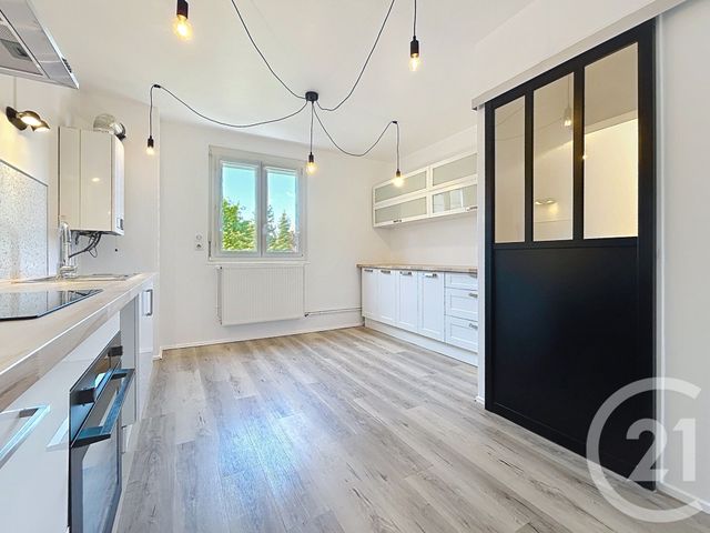 Appartement F4 &agrave; louer - 4 pi&egrave;ces - 80 m2 - St Andre Les Vergers - 10 - CHAMPAGNE-ARDENNE
