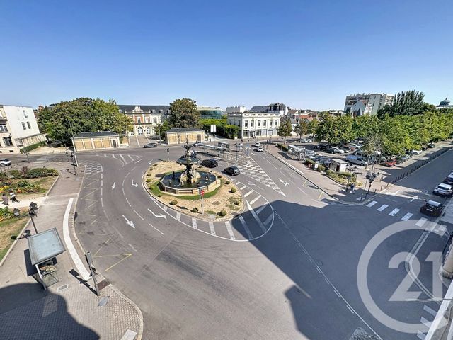 Appartement F5 &agrave; louer - 5 pi&egrave;ces - 123 m2 - Troyes - 10 - CHAMPAGNE-ARDENNE
