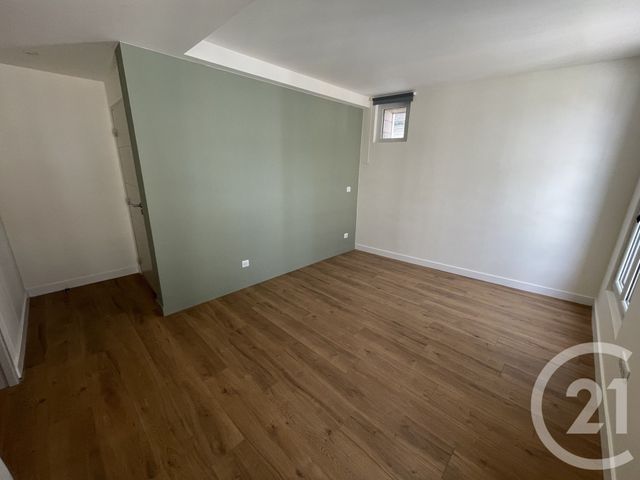 Appartement &agrave; louer - 2 pi&egrave;ces - 48 m2 - Troyes - 10 - CHAMPAGNE-ARDENNE