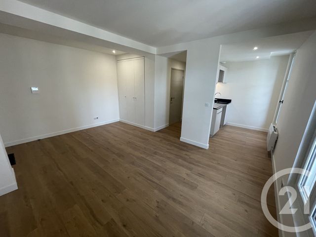 Appartement &agrave; louer - 2 pi&egrave;ces - 48 m2 - Troyes - 10 - CHAMPAGNE-ARDENNE