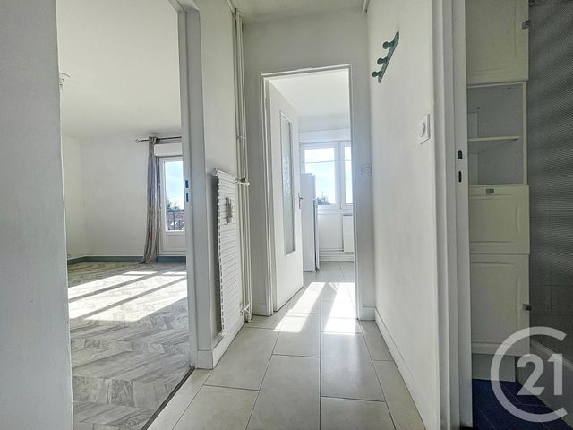 Appartement F1 &agrave; louer - 1 pi&egrave;ce - 27 m2 - Troyes - 10 - CHAMPAGNE-ARDENNE