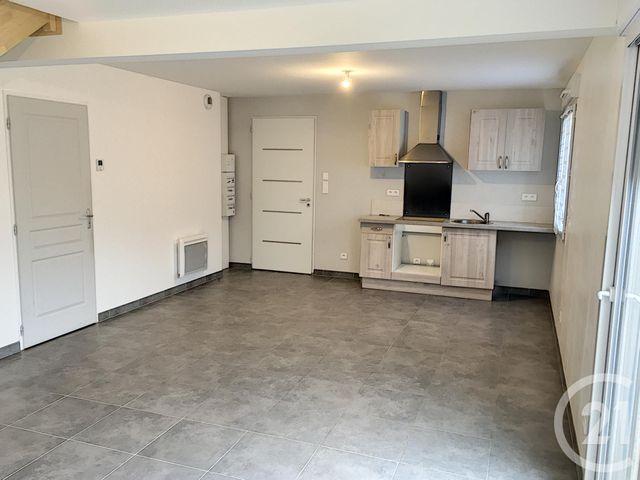 Appartement Duplex &agrave; louer - 3 pi&egrave;ces - 70 m2 - Bucheres - 10 - CHAMPAGNE-ARDENNE