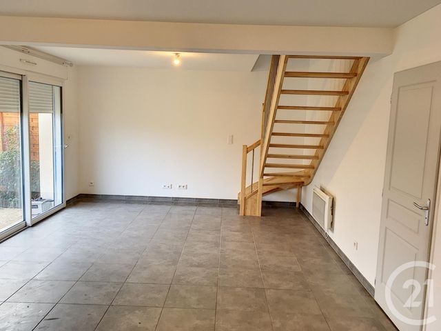 Appartement Duplex &agrave; louer - 3 pi&egrave;ces - 70 m2 - Bucheres - 10 - CHAMPAGNE-ARDENNE