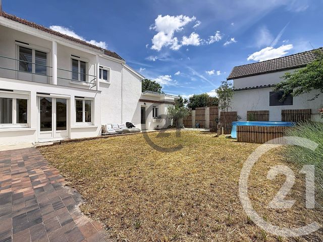 Maison &agrave; vendre - 9 pi&egrave;ces - 140 m2 - St Julien Les Villas - 10 - CHAMPAGNE-ARDENNE