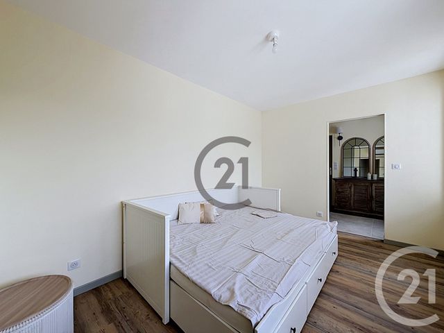 Maison &agrave; vendre - 9 pi&egrave;ces - 140 m2 - St Julien Les Villas - 10 - CHAMPAGNE-ARDENNE