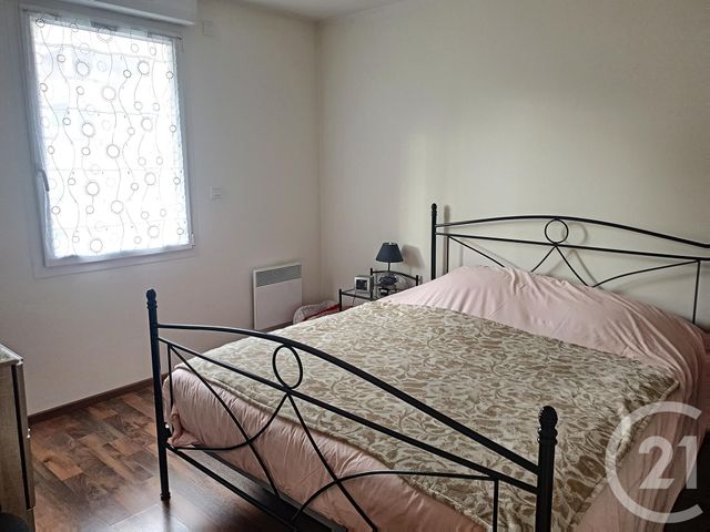 Appartement F2 &agrave; louer - 2 pi&egrave;ces - 42 m2 - St Julien Les Villas - 10 - CHAMPAGNE-ARDENNE