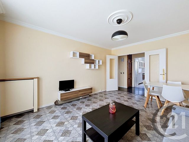 Appartement &agrave; vendre - 3 pi&egrave;ces - 61,80 m2 - St Andre Les Vergers - 10 - CHAMPAGNE-ARDENNE