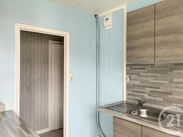Appartement F2 &agrave; louer - 2 pi&egrave;ces - 42 m2 - Troyes - 10 - CHAMPAGNE-ARDENNE