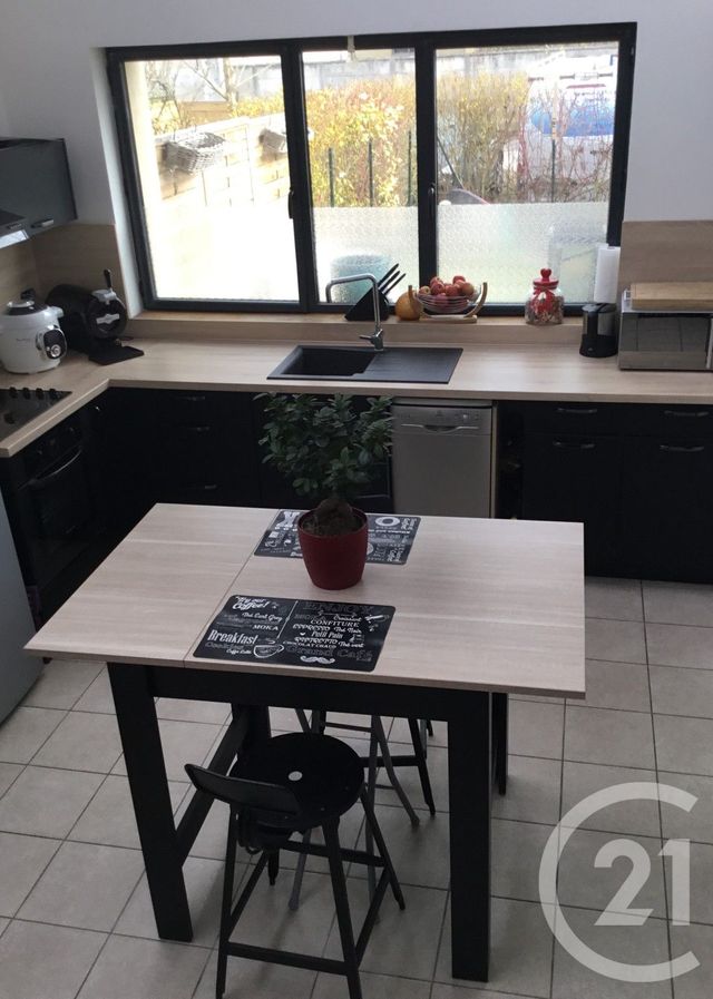 Appartement F3 bis &agrave; louer - 3 pi&egrave;ces - 83,56 m2 - Troyes - 10 - CHAMPAGNE-ARDENNE