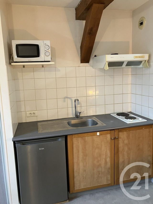 Appartement Studio &agrave; louer - 1 pi&egrave;ce - 22,75 m2 - Troyes - 10 - CHAMPAGNE-ARDENNE
